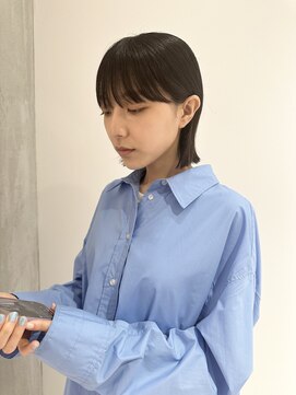 ヨーク(YOKE) YOKE 大人ボブ切りっぱなしボブワイドバングアッシュブラック