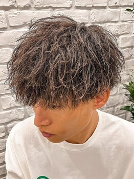 ビーテックバイゼン スライ(B TECH by Zen sly)の写真/【京都駅すぐ/学生リピート多数◎】トレンドを先取りしたオシャレなスタイルで新しい自分に出会える！