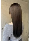縮毛矯正と髪質改善で創る艶髪ストレート