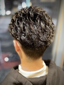 ヒロギンザ 六本木店(HIRO GINZA) ツーブロショート×リバースパーマ