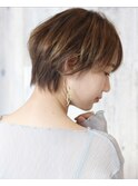 ナチュラルブラウン×段差高めショート