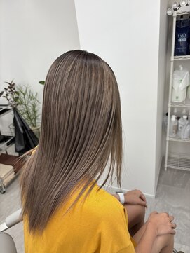 レアル 心斎橋 大阪(REAL) ベージュバレイヤージュ