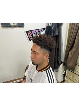 メンズスタイルならお任せ！パーマで印象激変を叶える！ 立体感と動きを出す高い技術が自慢の老舗☆