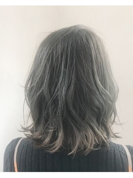 フィエスタ(Fiesta) スモーキーブルー