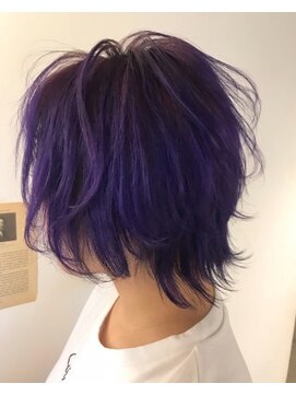 ジーナ(XENA) 個性派パープルショート