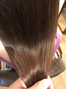 オハナ(ohana) 【ohana/表参道】艶髪イルミナカラー×ブルージュ