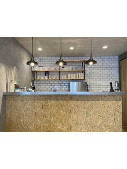 【北浦和東口徒歩3分】3階だから人目を気にせずくつろげる空間に◎季節に合わせた雰囲気作りも魅力♪