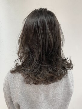 ベルム(Belme) ローウルフレイヤー×ダークシルバーハイライト