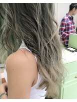 ヘアサロン アティリー(Hair Salon Attirer)&nbsp;西梅田/ボブ/グレーベージュ/白髪ぼかし【Attirer飯田裕之】