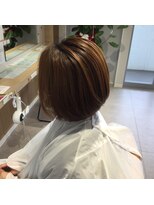 エスバイラッシュ(es by rush) 前下がりボブ