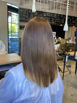 デラ バイ アフロート(DELA by afloat) 質感最高ロング