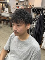 カノア(kanah)&nbsp;ツイストスパイラルパーマメンズカットパーマ刈り上げマッシュ