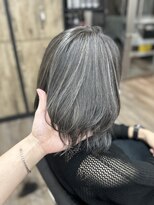 ヴィフ 大船(VIF)&nbsp;ハイライトカラー白髪ぼかし脱白髪染めレイヤーカットくびれヘア