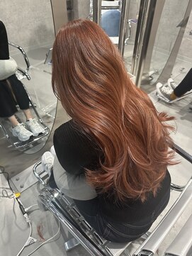 シー(shii..) 《shii.. /稲葉》#レイヤーカット#コーラルピンク#髪質改善