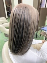 ゼロ(Zero)&nbsp;大人可愛い小顔ミディアム×アンブレラカラー×20代30代40代