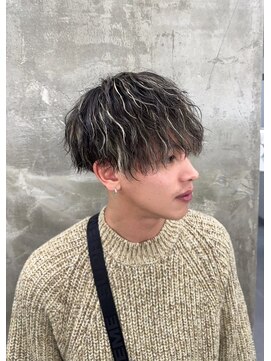 メンズサロン キング 高槻店(Men’s salon K!ng) 波巻きツイストスパイラルパーマ/フェザーパーマ/眉毛/メンズ