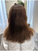 シンプルながらも美しいストレートスタイル