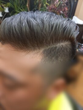男&女のヘアーサロンF ツーブロックスタイル