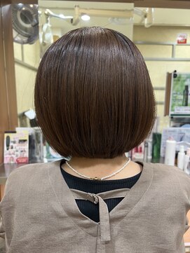 トレボー 永山店 小顔補正立体ボブカット
