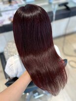 エクラバイナチュラル(eclat by Natural)&nbsp;深みボルドー×艶髪ロングで視線を惹く美髪カラー/垢抜け美人