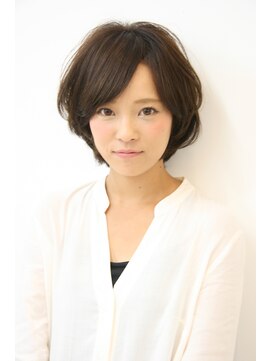 レウナ 外苑前(Reuna) ３０代４０代に人気ひし形シルエット