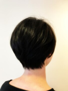サロンドヘック(salon de hec.) 大人ショート