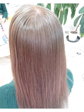 ミニーヘアアート(Minniehaira-to) アプリエカラー、プラチナアッシュ