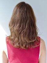 アトリエイトワ(atelier ittowa)&nbsp;黒髪／クラゲヘアー／オリーブグレー／小顔／ココアベージュ 174