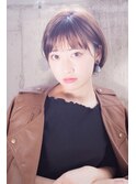 ショートパーマ×耳かけ×シースルー×アッシュブラウン