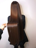 シシ 新宿(She 2.)&nbsp;☆都内1の美髪☆セミロングベージュ☆サイエンスアクア講師中本