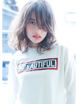 イグレックビス(igrek bis) 大人可愛い抜け感ミディアム IGREKBIS渋谷