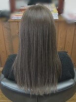 リンク ヘアデザイン(Link hair design) ローレイヤー　×  グレージユアッシュ