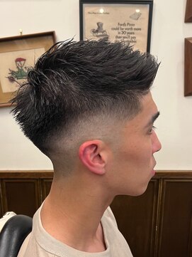 ヒロギンザバーバーショップ 新宿店(HIRO GINZA BARBER SHOP) フェードスタイル
