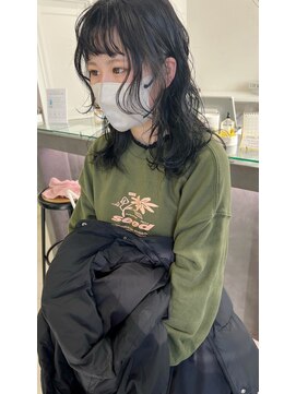 ソルア(soLua) パーマ風