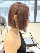 トルネード(TORNADO)&nbsp;海外へア 外国人風 ピンクグレージュ 切りっぱなしボブM527