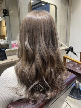 エイト 上野店(EIGHT ueno) グレージュ