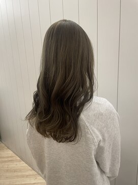 アドラーブル 万代店 (adorable) 透明感抜群♪20代30代ダブルカラーブリーチオリーブグレージュ