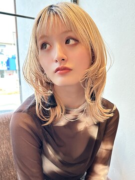 ドーチェ 茨木店(DOCHE) ホワイトベージュ×レイヤーミディアム