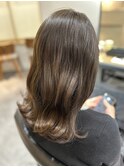 スモーキーベージュ