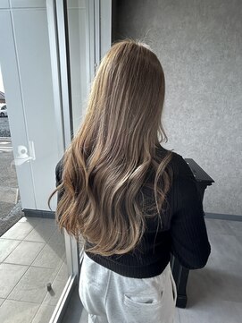 ラヴィラ(la villa) ブロンドヘア