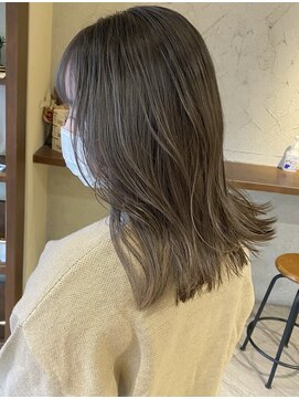 リアンドコー(Re&co) mai/グレージュ/ケアブリーチ/寒色系