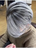 【脱白髪染め】ホワイトシルバーバレイヤージュ×ブリーチ３回