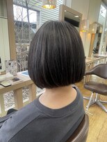 アクイール(ACCUEILLIR)&nbsp;白髪ぼかしハイライト×グレー