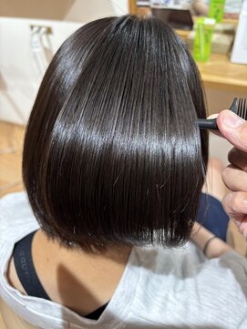 モントゥリー(Mon tree) ボブ×美髪ストレート