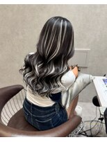 ロンド レア 天神大名店(Lond Le’a)&nbsp;ダブルカラーでもサラツヤ髪♪