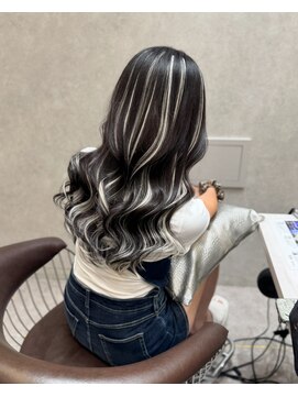 ロンド レア 天神大名店(Lond Le’a) ダブルカラーでもサラツヤ髪♪