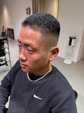 イズ(iss) スキンフェード