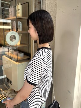 エヴリンアンドペイジ(Evelyn&paige) 切りっぱなし/ボブ【神戸/元町】