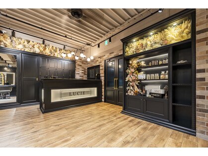 ルシエ 立川(LUCIE)の写真