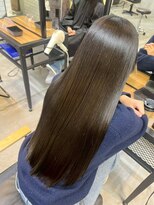 セントラル 三宮店(central) 【神戸三宮】潤いと艶を極めたプレミアム美髪ケア髪質改善